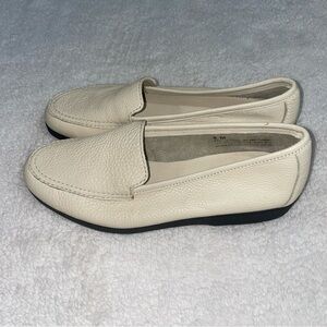 Eddie Bauer Penny Loafers White Leather Size 8 M
